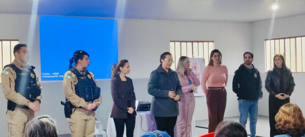 AGOSTO LILÁS LEVA INFORMAÇÃO E CONSCIENTIZAÇÃO À VILA PROGRESSO